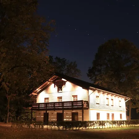 Stoeritzland Betriebsgesellschaft Mbh *